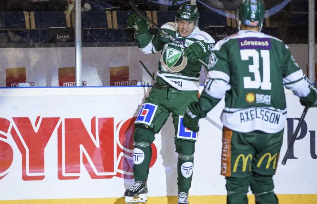 Succévärvningen prisas – är månadens spelare i SHL