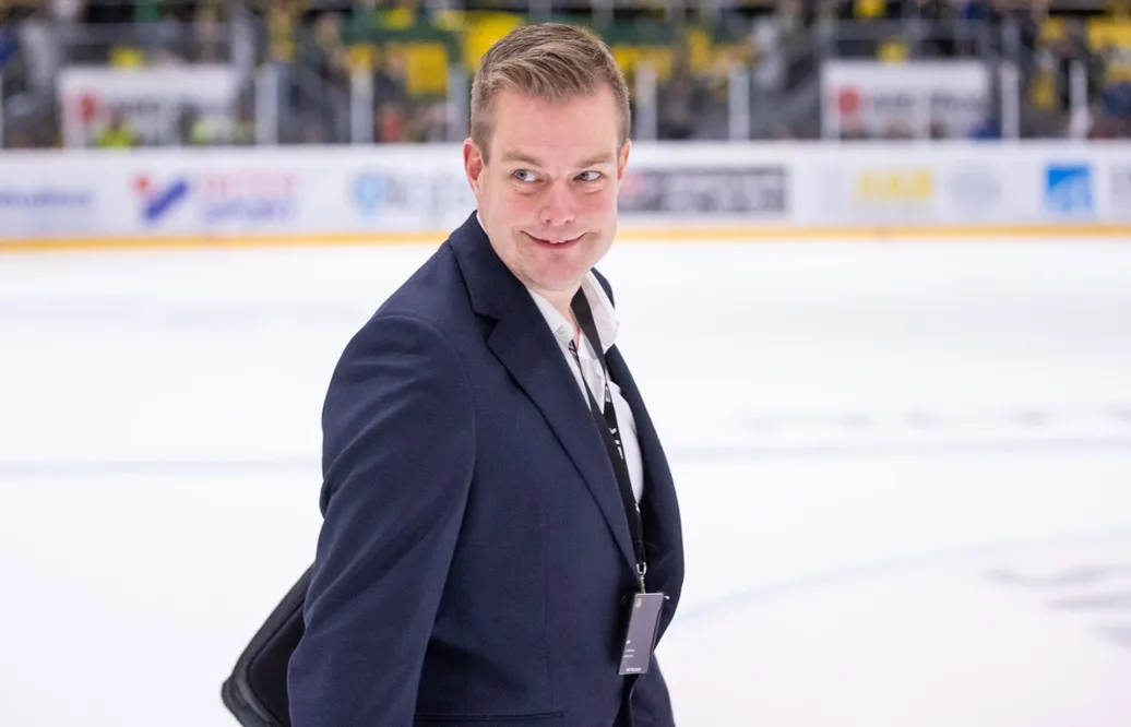 Per Kenttä skriver nytt avtal med Björklöven