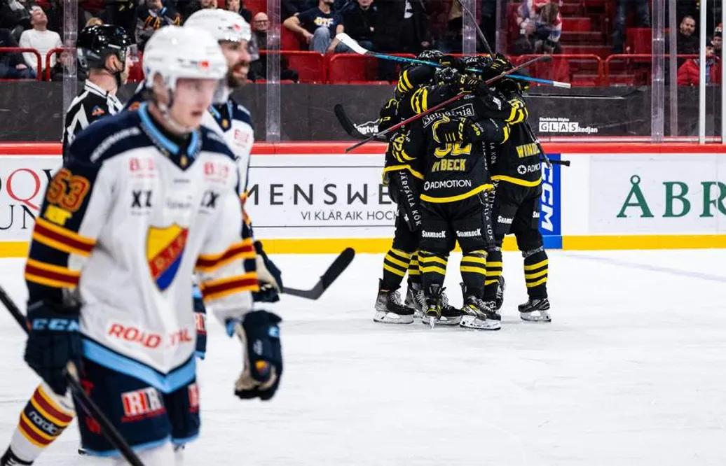 AIK tog revansch i kaosartade derbyt: "Inga spelare kvar"