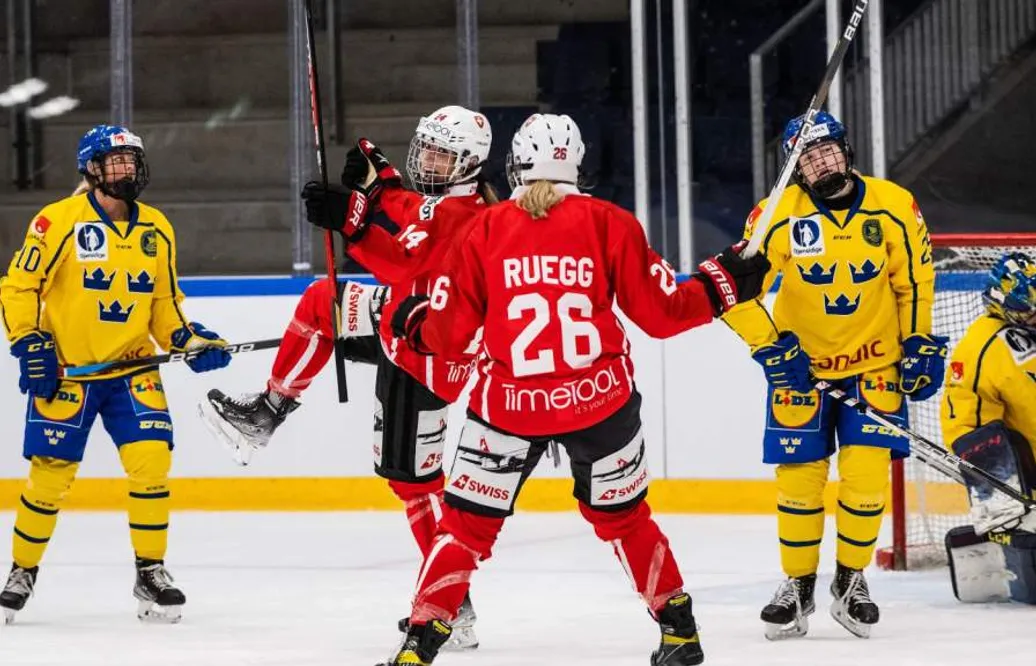 Hotade OS-fyran - men förlust i VM-genrepet