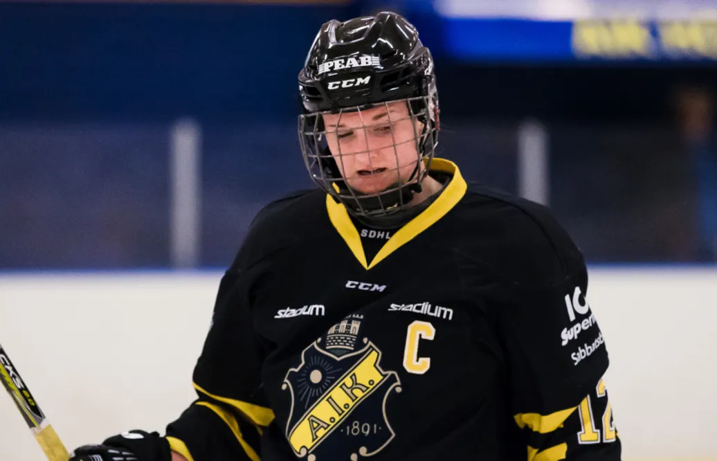 AIK Hockey förlänger med lagkaptenen: ”Mycket imponerad av henne”