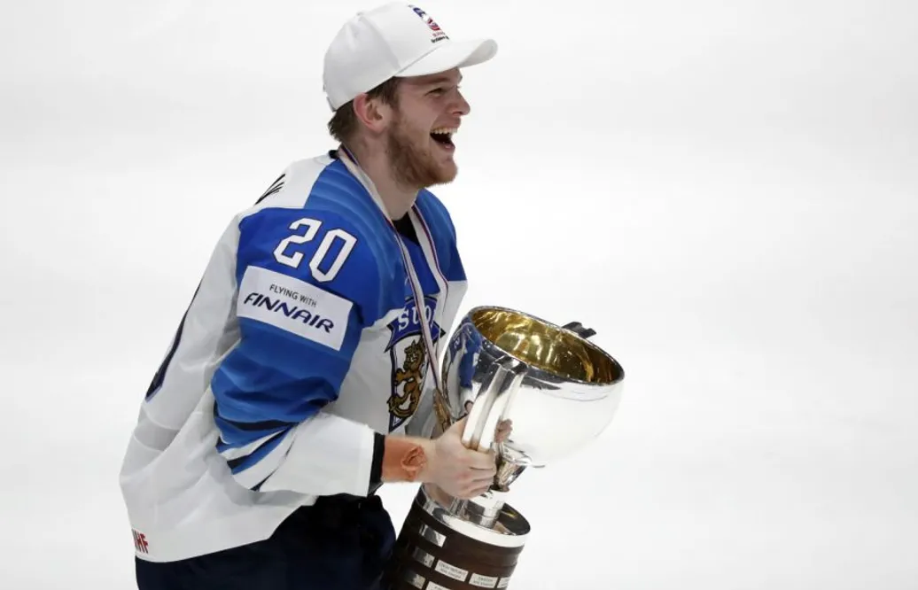 Finsk världsmästare klar för SHL-spel
