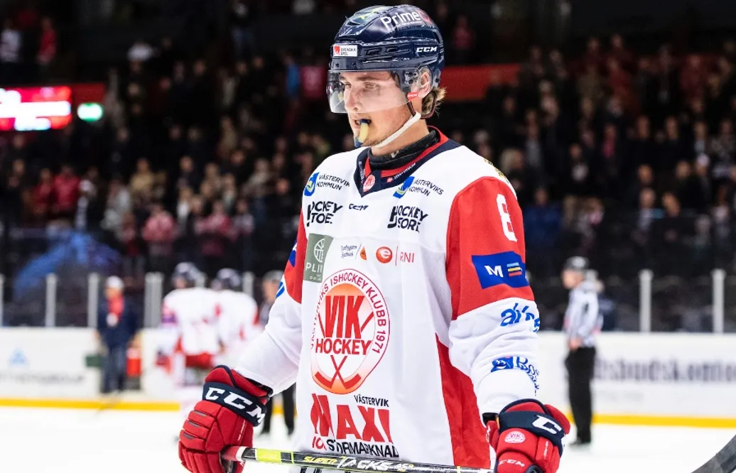 William Wiå förlänger med Västerviks IK
