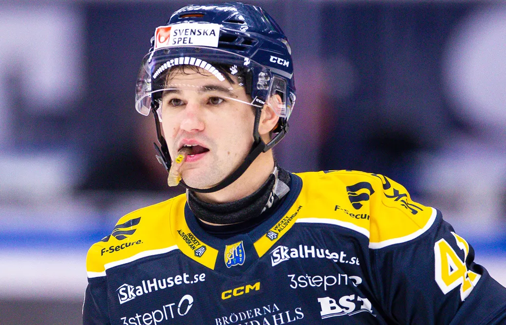 Colin Smith, här i SSK-tröjan, lämnar Sverige igen efter tiden i Vita Hästen. 