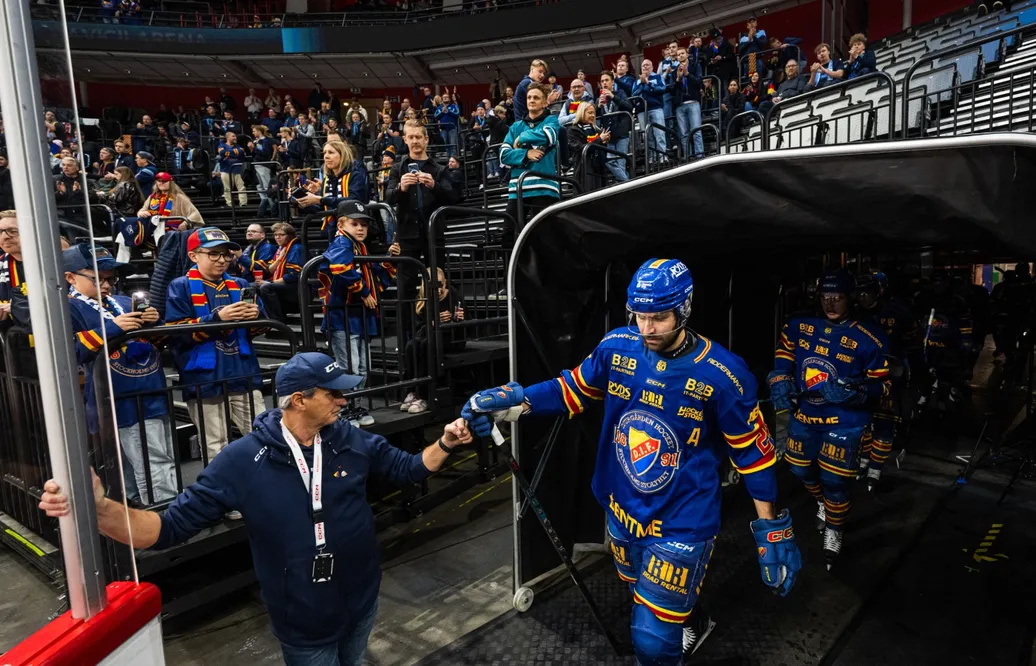 Ludvig Rensfeldt inför ishockeymatchen i SHL mellan Djurgården och Brynäs den 1 november 2025 i Stockholm. 
