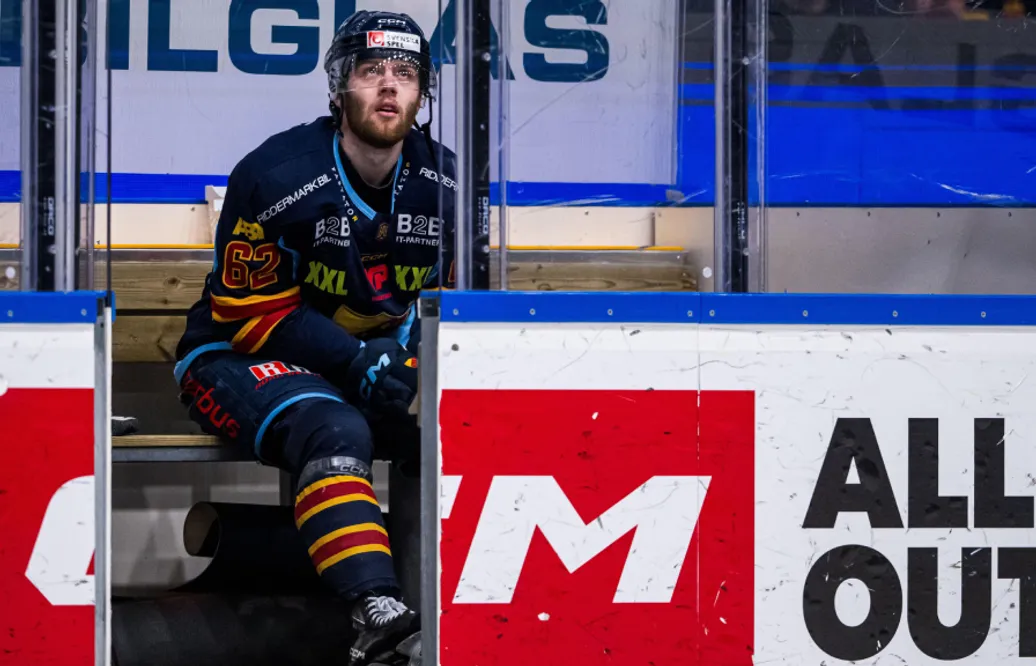 Matchstraff på Wiktor Nilsson – efter tolv sekunder