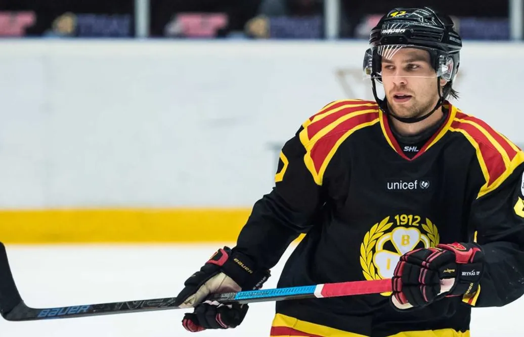 Gjorde comeback i SHL efter sju år – tvingas till operation