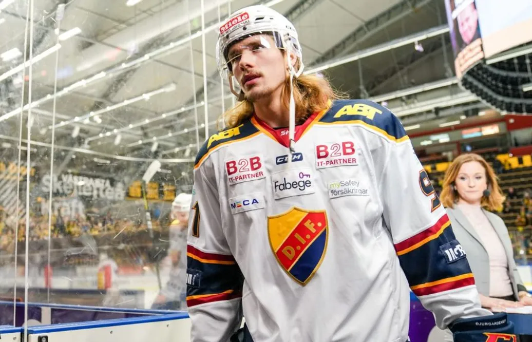 Lämnade Djurgården för NHL – nu får han lämna träningslägret