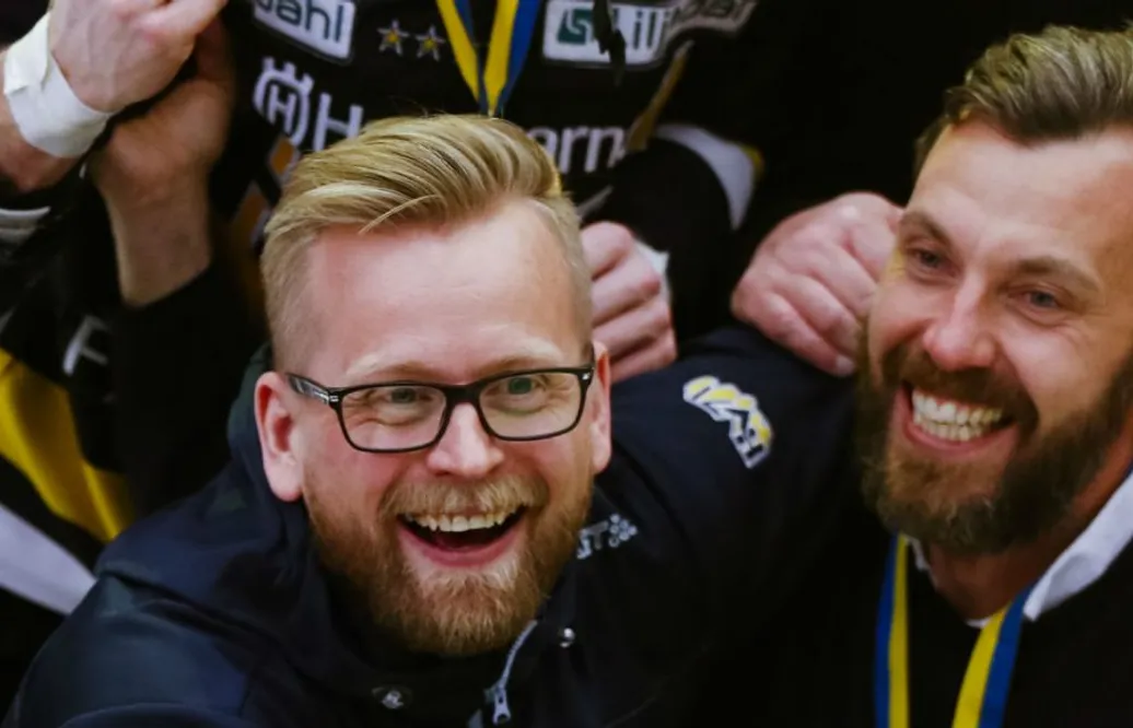 Förde HV71 till SM-guldet – nu får de nya kontrakt