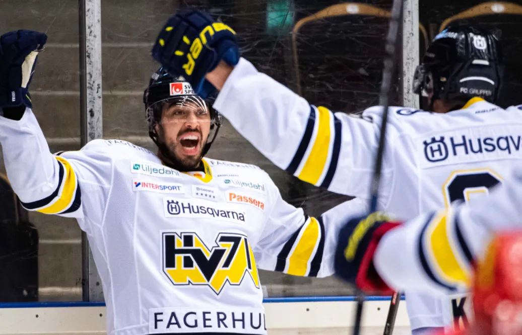 Tyler Vesel tvåmålsskytt i HV71:s starka vändning