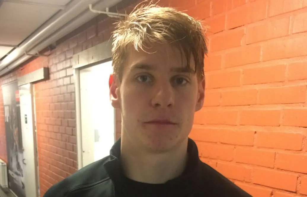 Målkungen förlänger med AIK: ”Siktet är inställt på SHL”