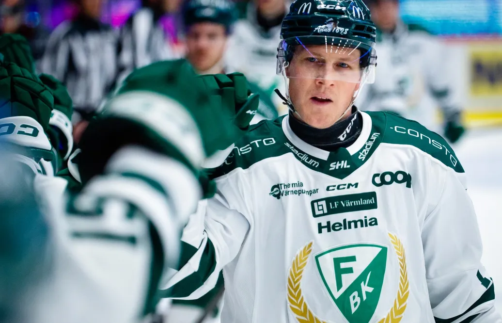 Patrik Lundh pratar nytt kontrakt med Färjestad: "Viktigt att visa upp sig"
