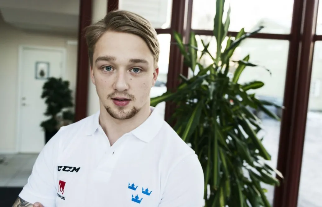 Har tagit stora steg i Färjestad – nu är framtiden oklar: ”Vet faktiskt inte så mycket själv”