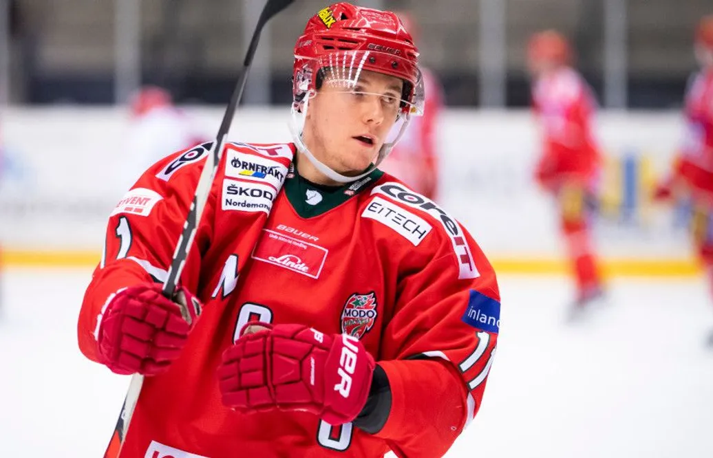 Smällen: Poängstarke forwarden lämnar Modo