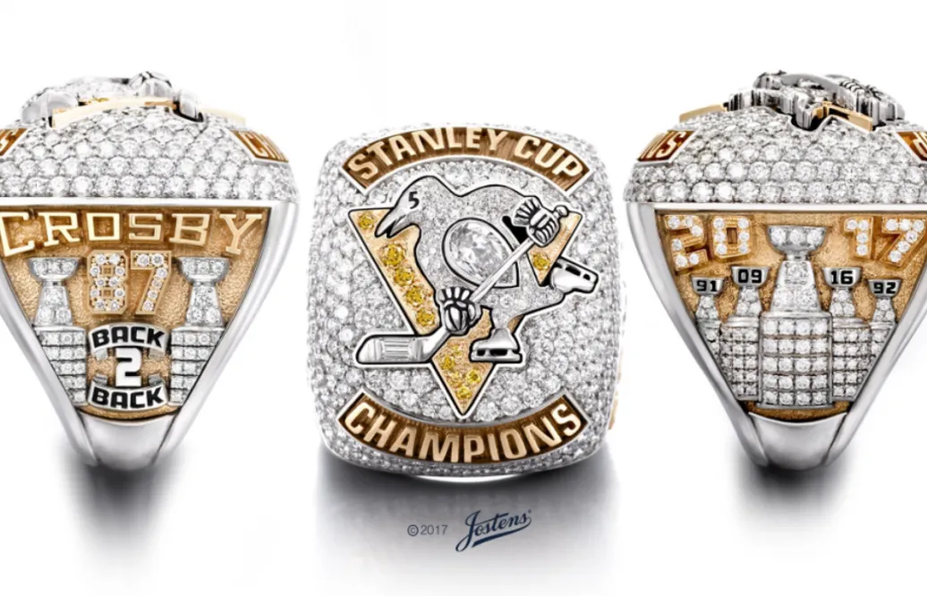 Nu har Penguins spelare fått sina nya feta Stanley Cup-ringar