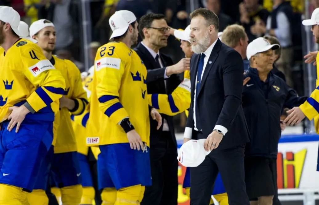 Redan klassiska bilder – nu berättar han om firandet: ”Primalvrål”