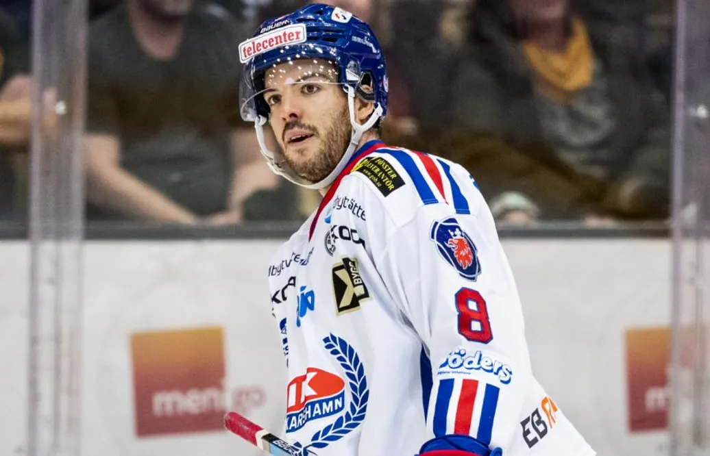 Toppbacken lämnade SHL – klar för ny klubb