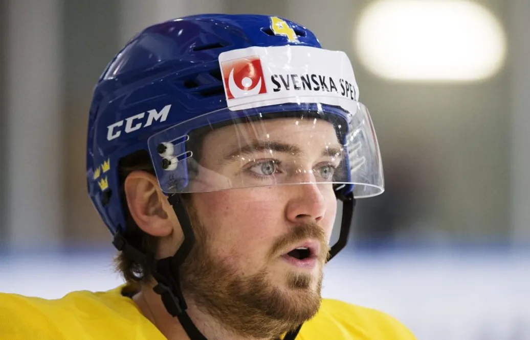 Svensken förlänger med AHL-klubben – nosar på alla tiders rekord