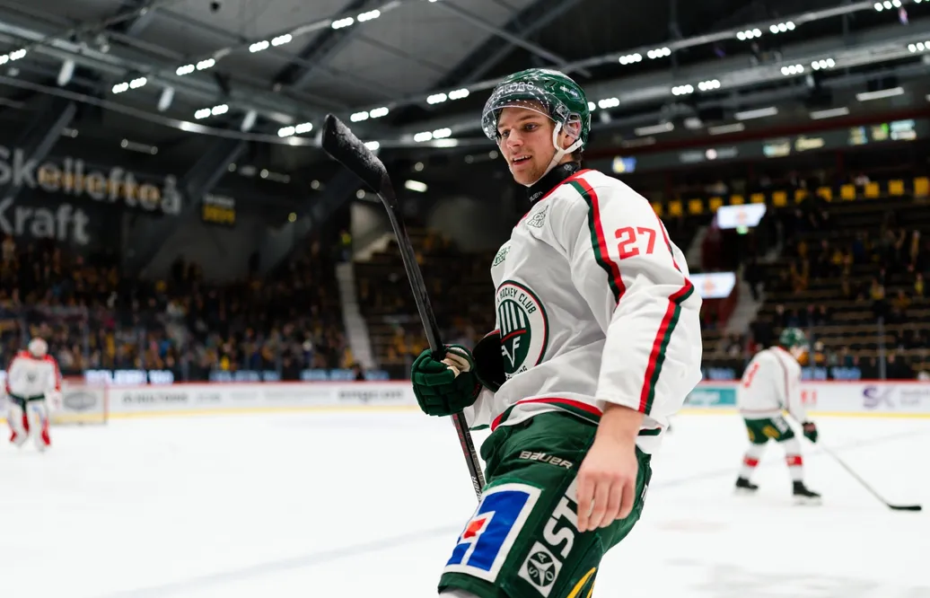 Carl-Otto Magnusson i Frölunda-tröjan.