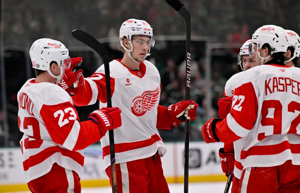Alex Debrincat tvåmålsskytt när Detroit vann mot Anaheim Ducks