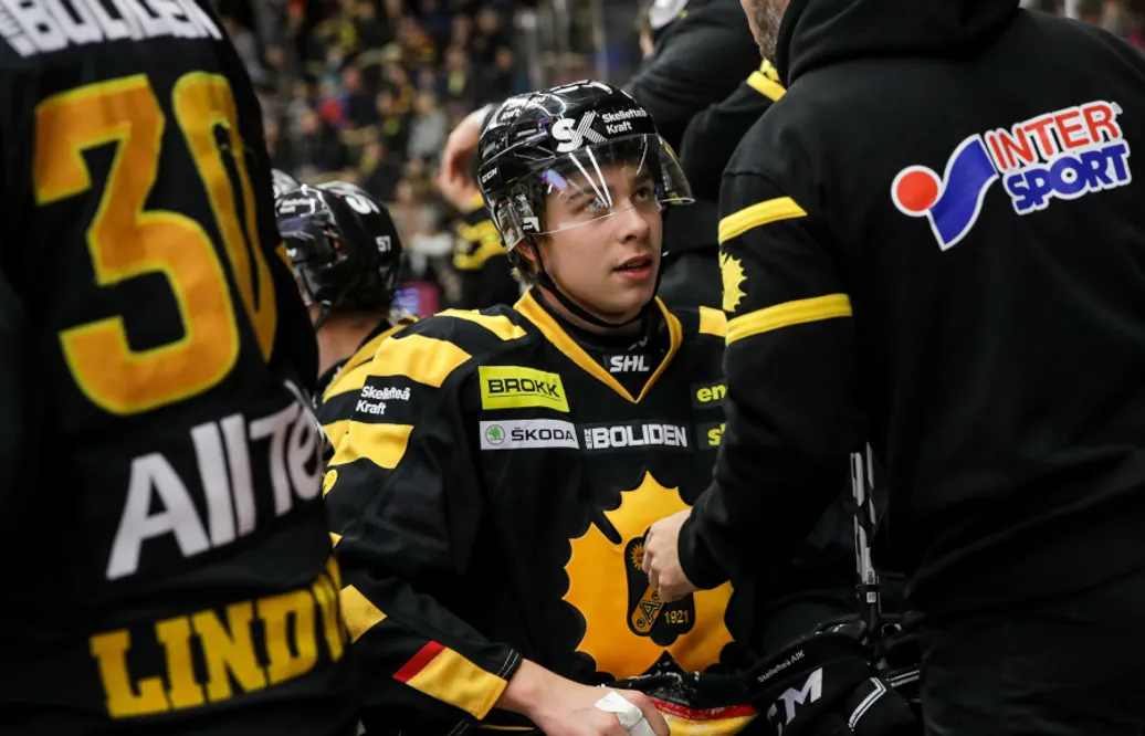 Filip Engarås skriver kontrakt med Bakersfield Condors