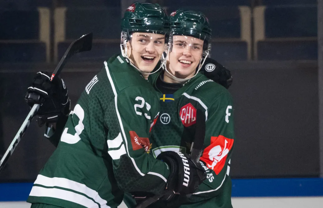 Anton Berglund med sitt första mål – Färjestad säkrar avancemang