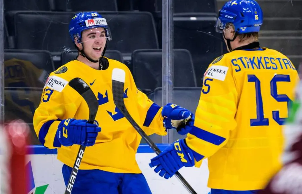 Juniorkronorna vidare - med ett nödrop