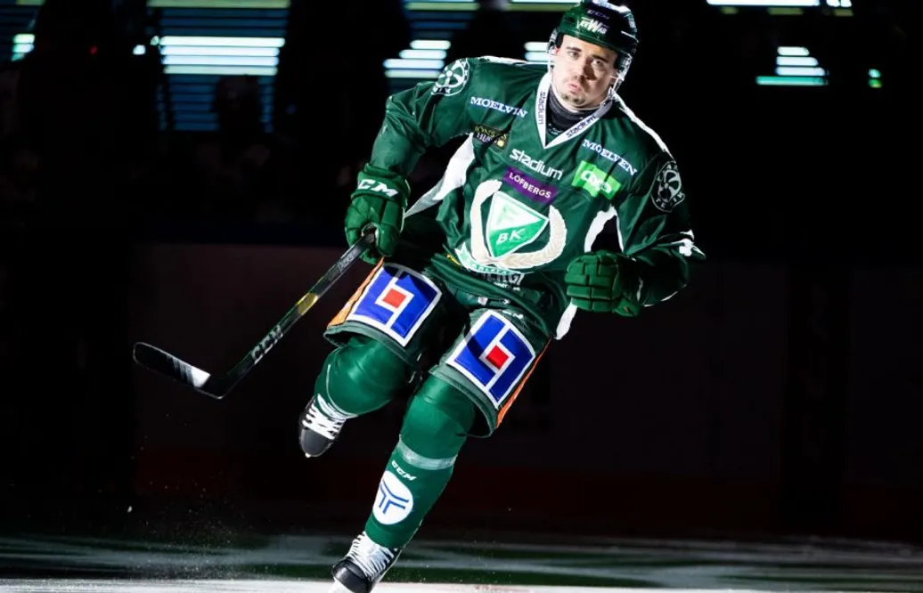 Färjestad förlänger med ytterligare en back