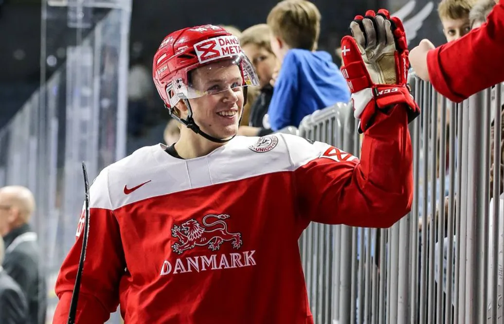 Efter märkliga skadan: ”Premiären inte i fara”