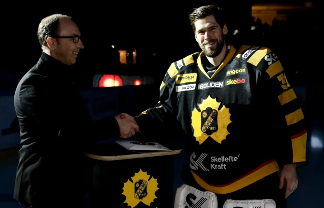 Skellefteås målvaktskap förlänger: ”Underbar människa”