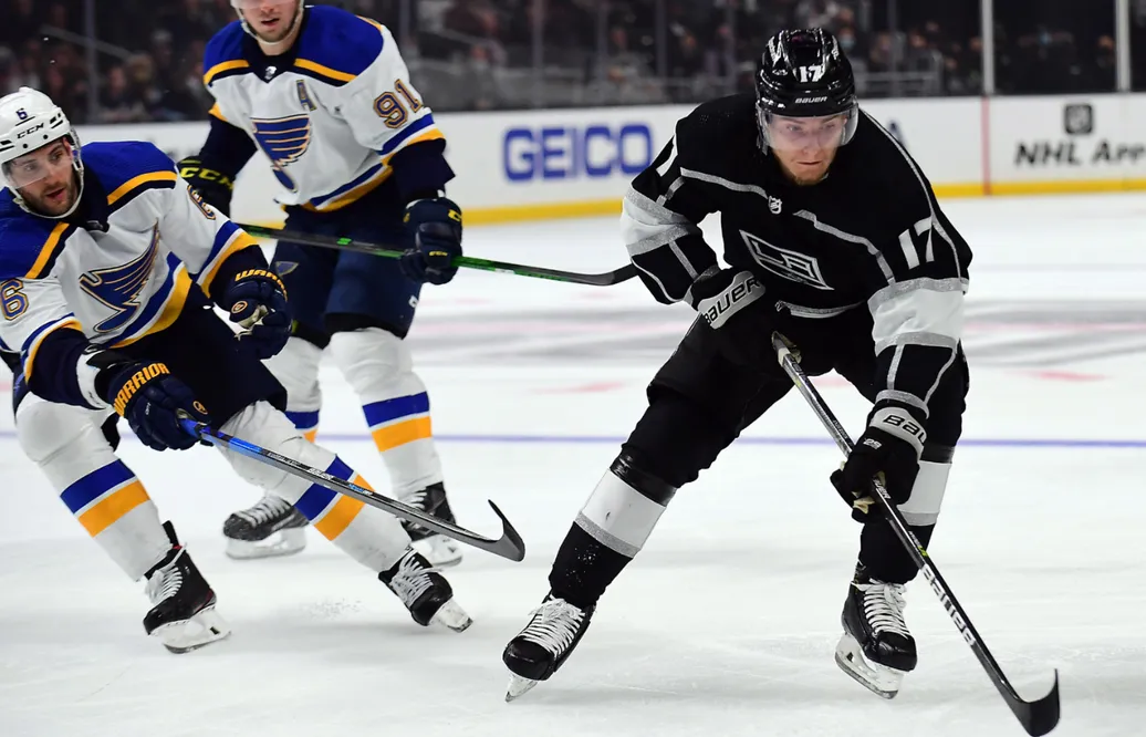 Efter långa frånvaron – Lias Andersson matchas i AHL