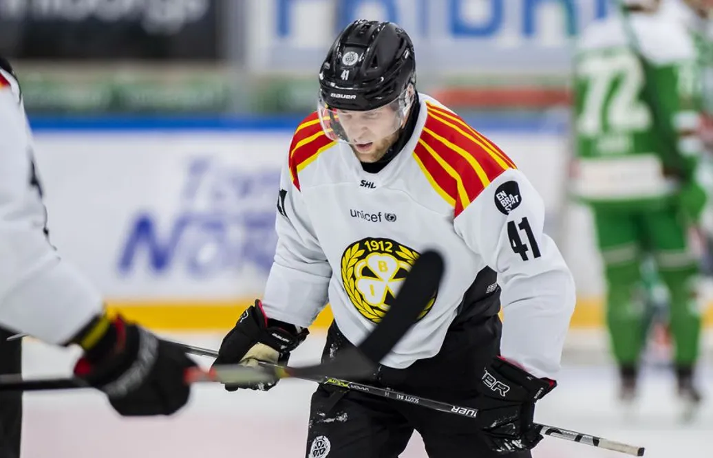Stjärncentern skadad – missar flera matcher