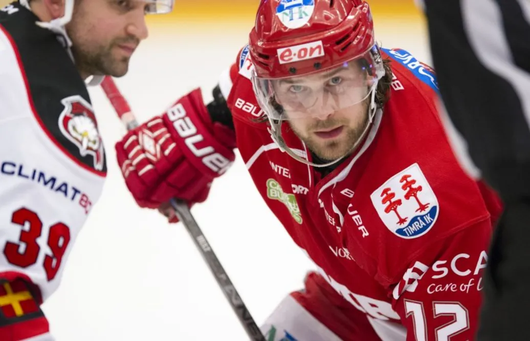 Svensken stannar utomlands – förlänger kontraktet