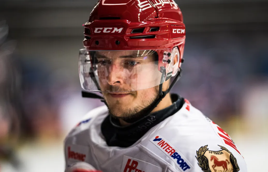 Niklas Enberg klar för Värnamo Hockey i Division 3