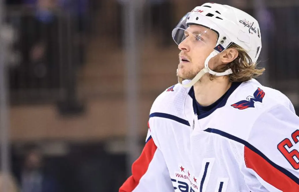 Carl Hagelin tillbaka på is efter skräckskadan