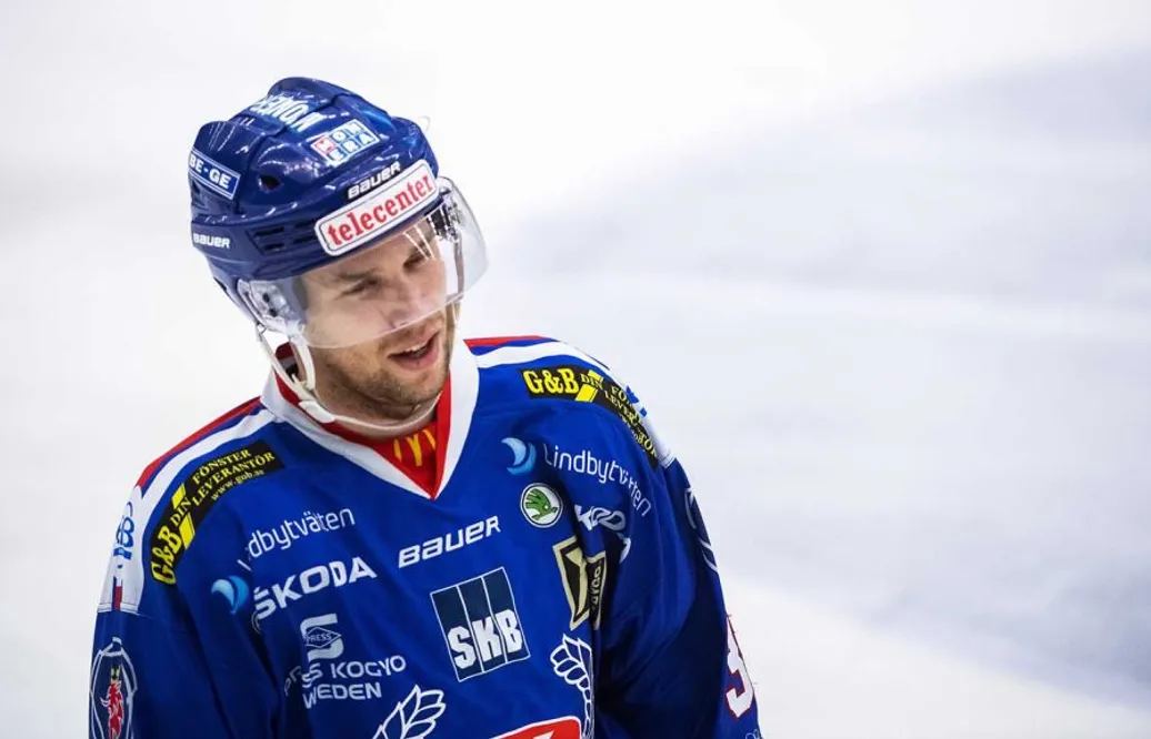 På väg mot SHL – förlänger med forwarden
