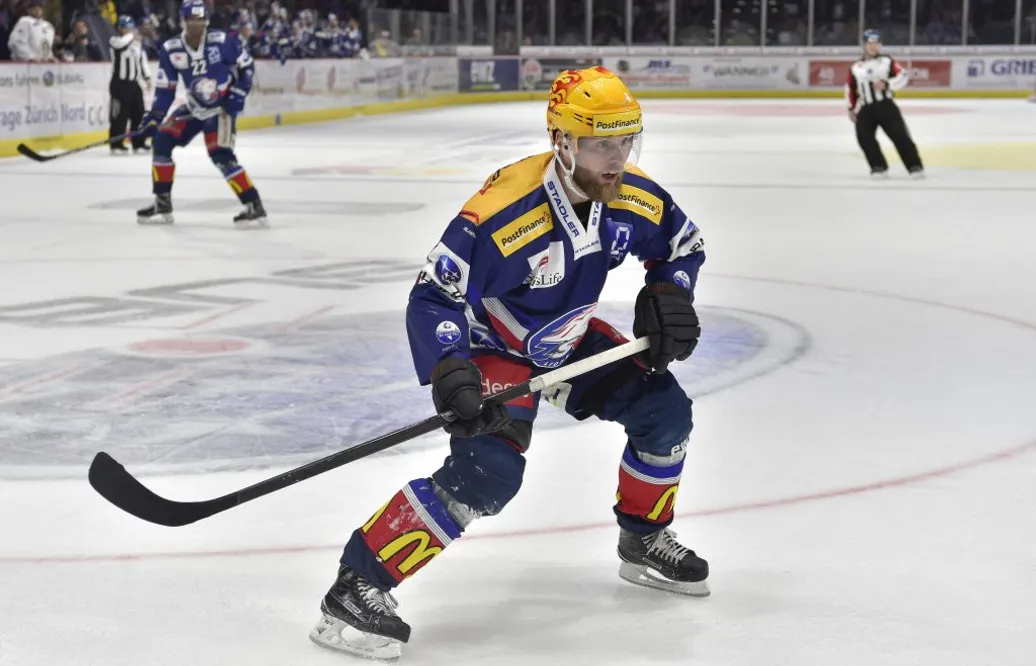Här får svensken matchstraff – med tre sekunder kvar