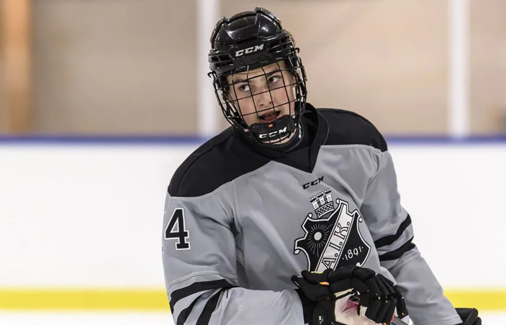 Dalibor Dvorsky rankad högt inför NHL-draften 2023
