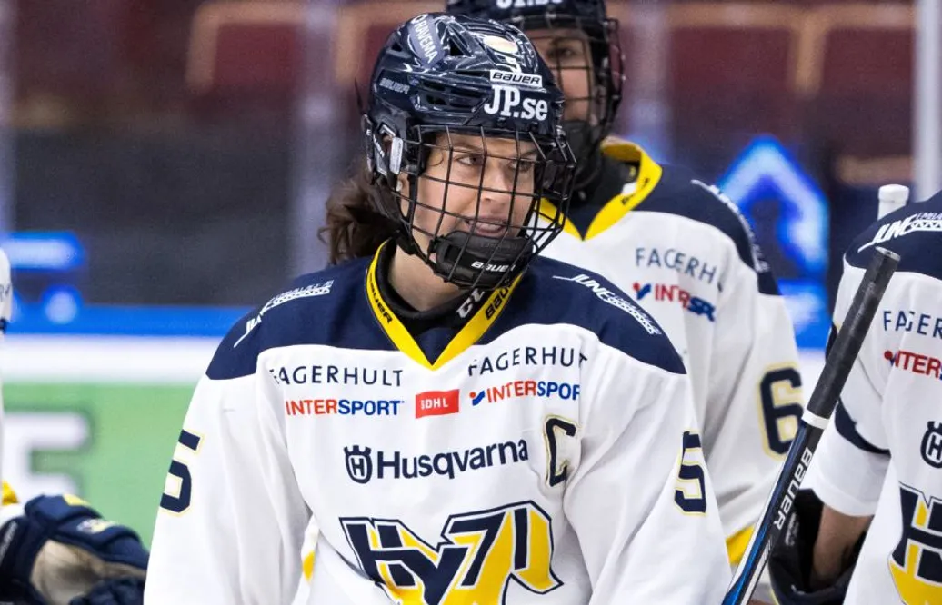 Målfest för HV 71 borta mot AIK