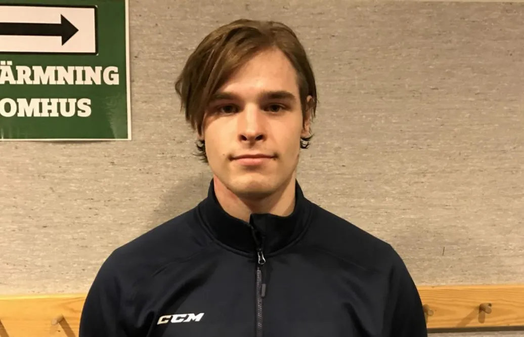 Hyllas stort efter SHL-debuten: ”Spelar totalt respektlöst”