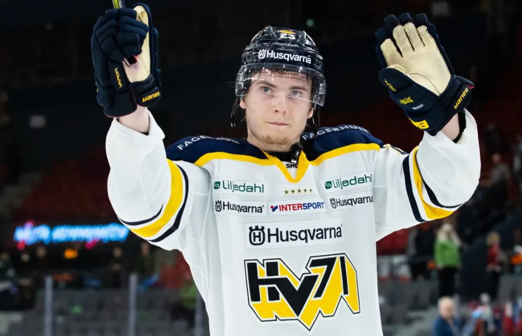KLART: Lias Andersson stannar i HV71