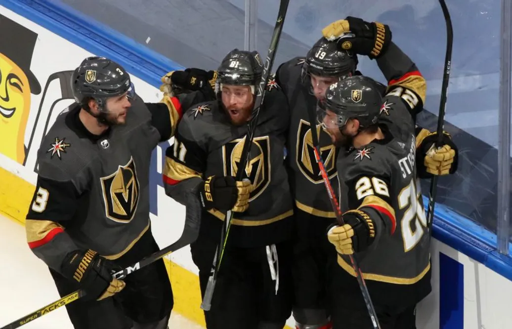 Efter covid-varningen - nattens NHL-match skjuts upp