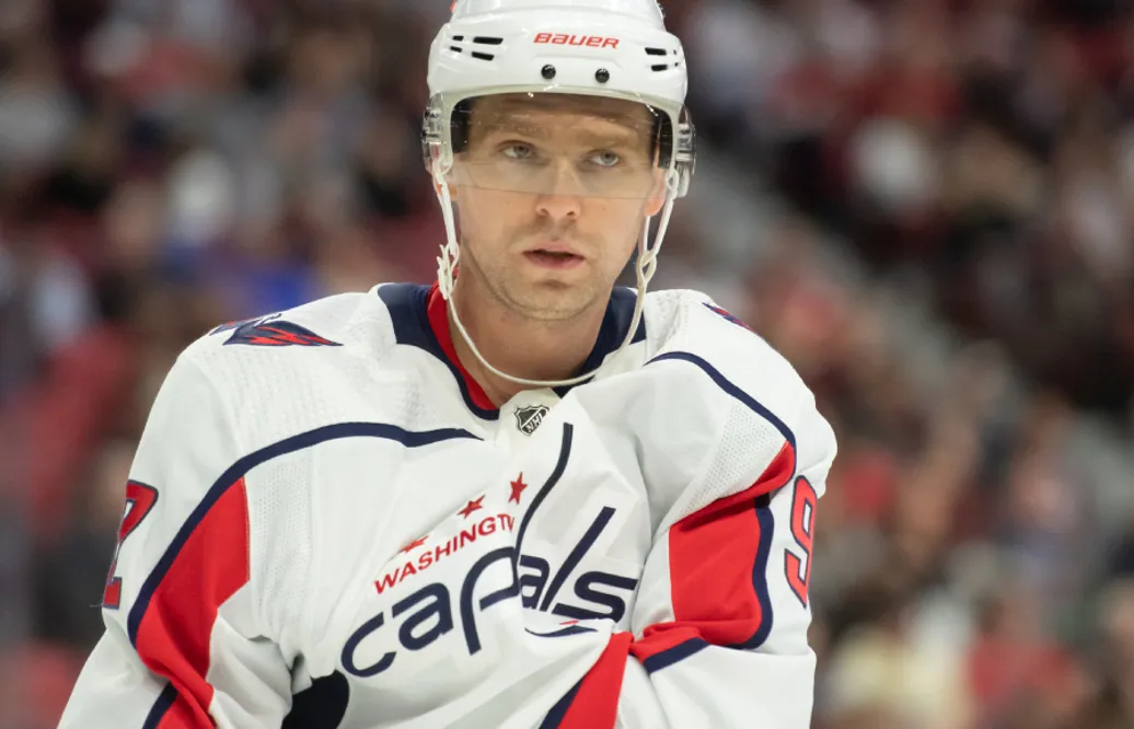 Jevgenij Kuznetsov uppsatt på waivers