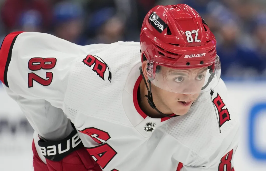 Insidern: Jesperi Kotkaniemi kan bli utköpt av Carolina Hurricanes