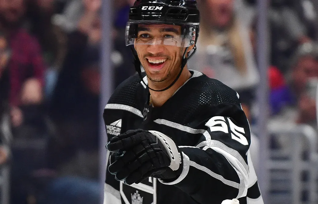 Quinton Byfield belönas - skriver femårskontrakt med LA Kings