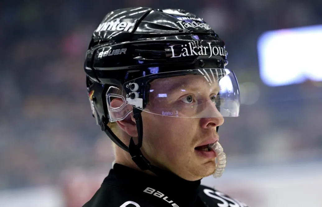 SHL-bekantingen drabbad av hjärtproblem – tvingas till lång vila