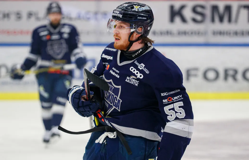 Arvid Aronsson förlänger med Karlskoga