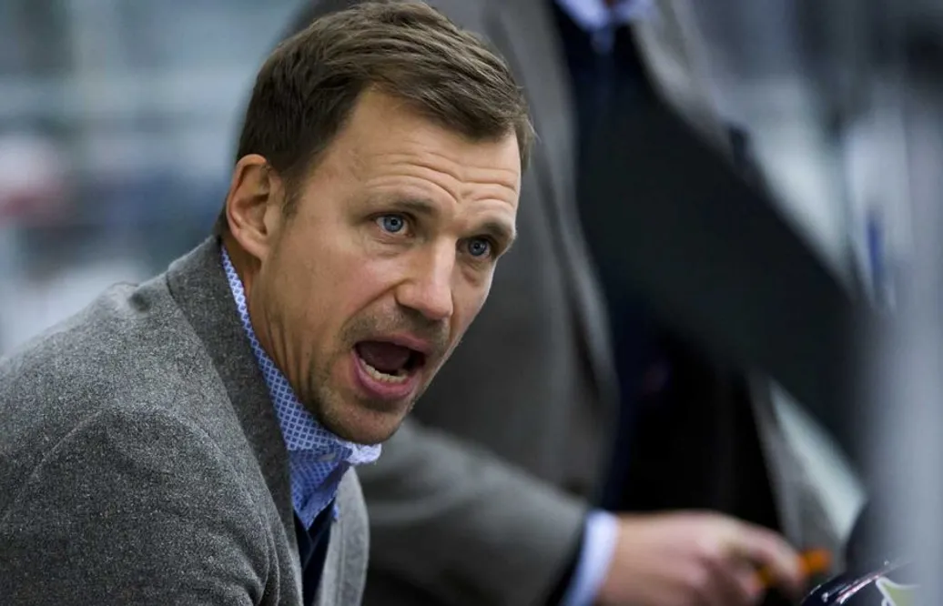 Han blir Rönnbergs högra hand i Frölunda