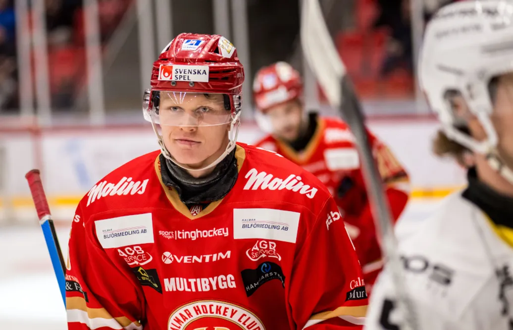 Erik Norén stängs av efter huvudtackling