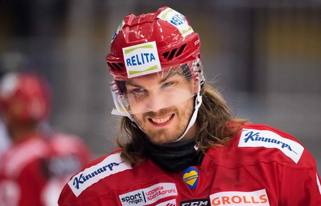Anslöt inför seriestart – niofaldige VM-backen stannar i allsvenskan